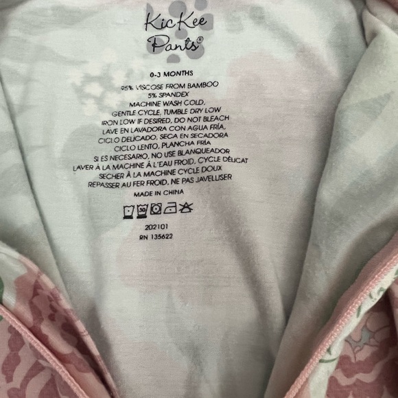 Kickee Pants Set of 2 0-3 Month Layette with Zip Closure - Picture 4 of 4